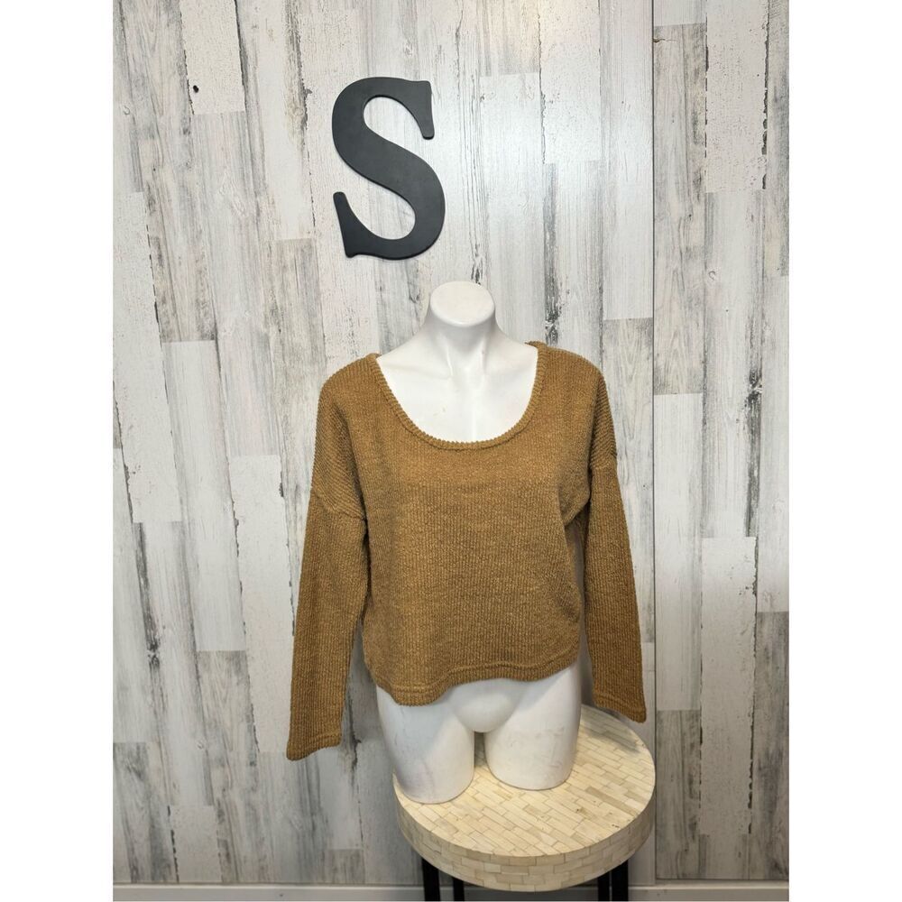 Windsor sweater size small